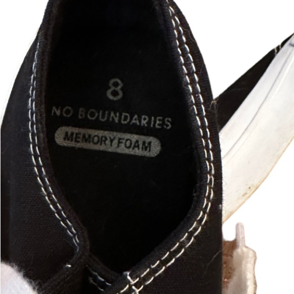No Boundaries Memory Foam Athletic Shoes - Picture 7 of 7